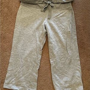 Grey short capris, sweatpants roll over waist with tie